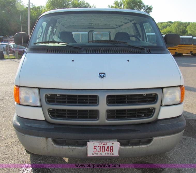 image for item A8446 2001 Dodge Ram 2500 cargo van