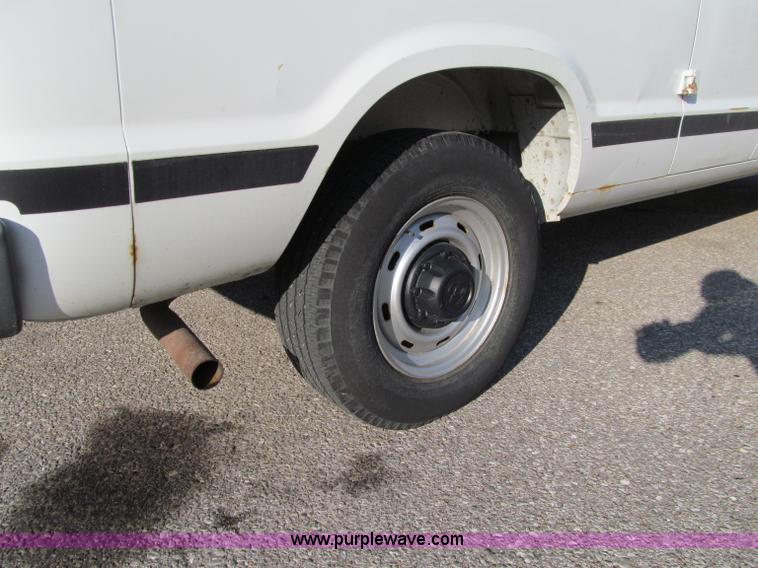 image for item A8446 2001 Dodge Ram 2500 cargo van