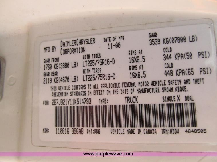 image for item A8446 2001 Dodge Ram 2500 cargo van