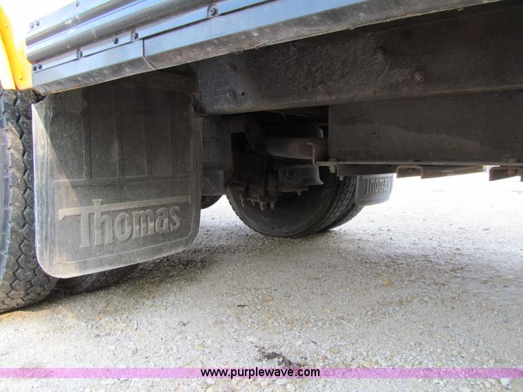 image for item A8447 2001 Freightliner FS65 school bus