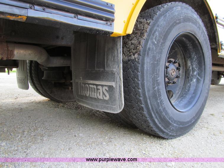 image for item A8447 2001 Freightliner FS65 school bus