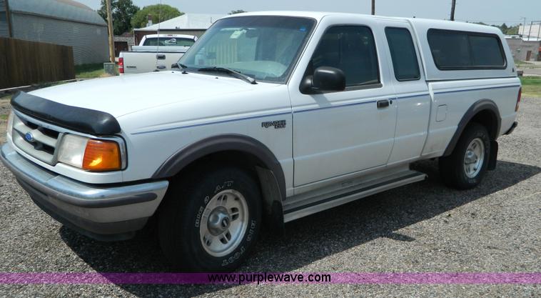 image for item B3847 1997 Ford Ranger XLT SuperCab pickup truck