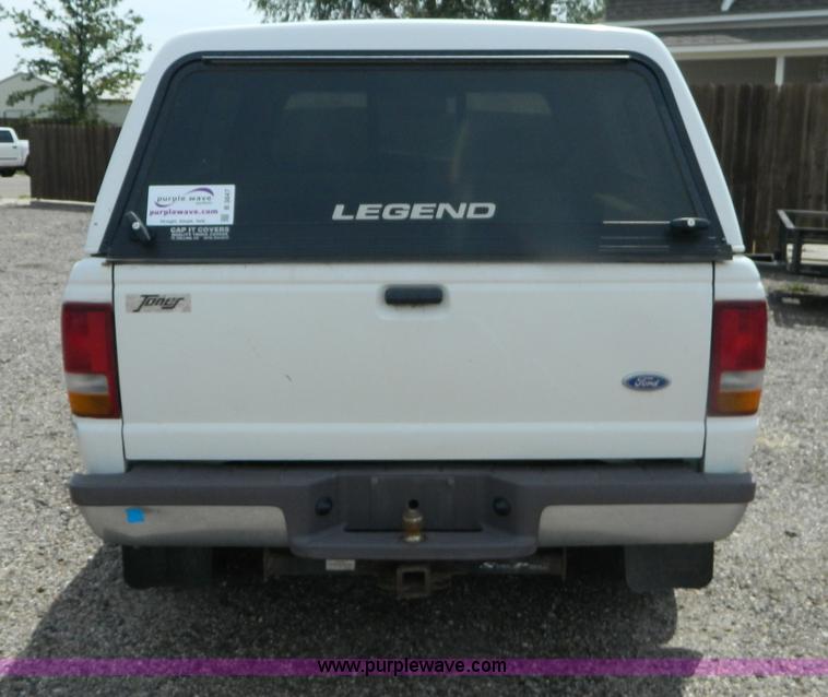 image for item B3847 1997 Ford Ranger XLT SuperCab pickup truck