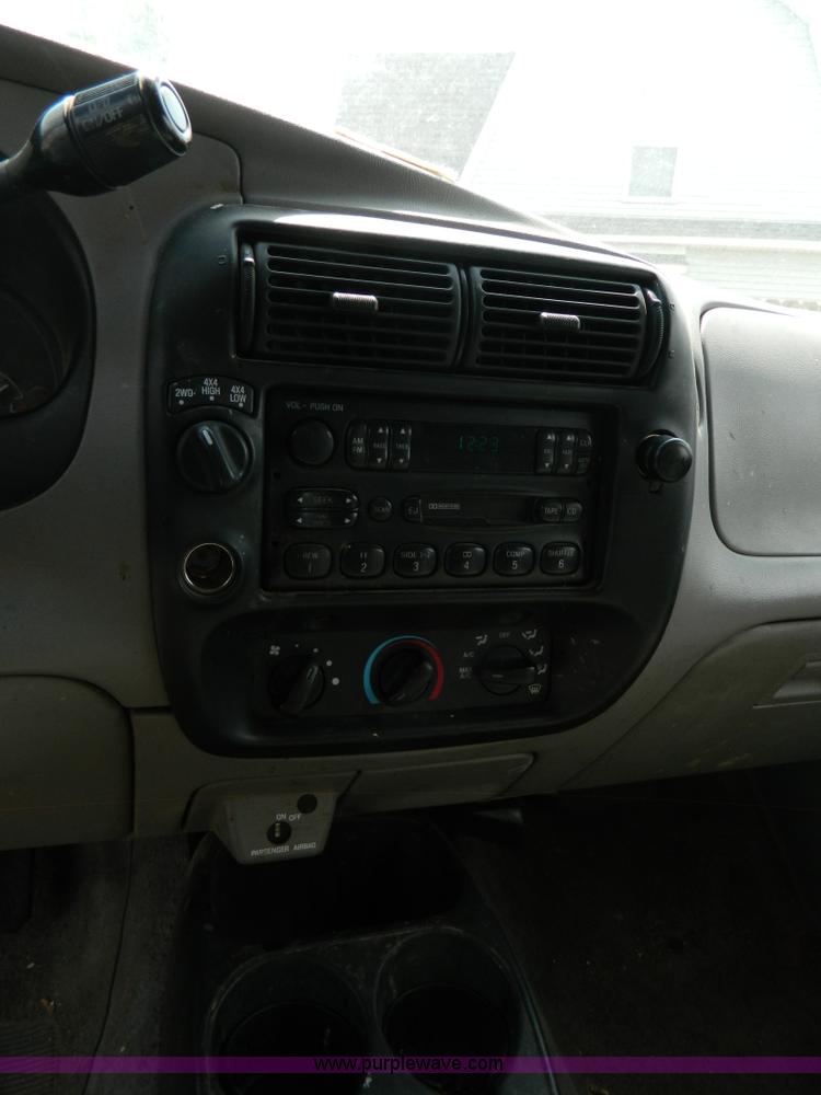 image for item B3847 1997 Ford Ranger XLT SuperCab pickup truck