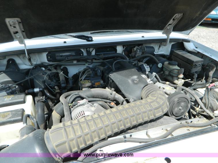 image for item B3847 1997 Ford Ranger XLT SuperCab pickup truck