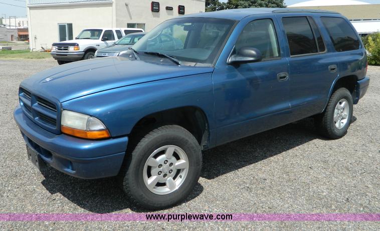 image for item B3850 2002 Dodge Durango SUV