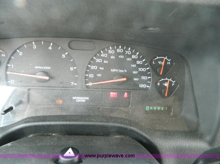 image for item B3850 2002 Dodge Durango SUV