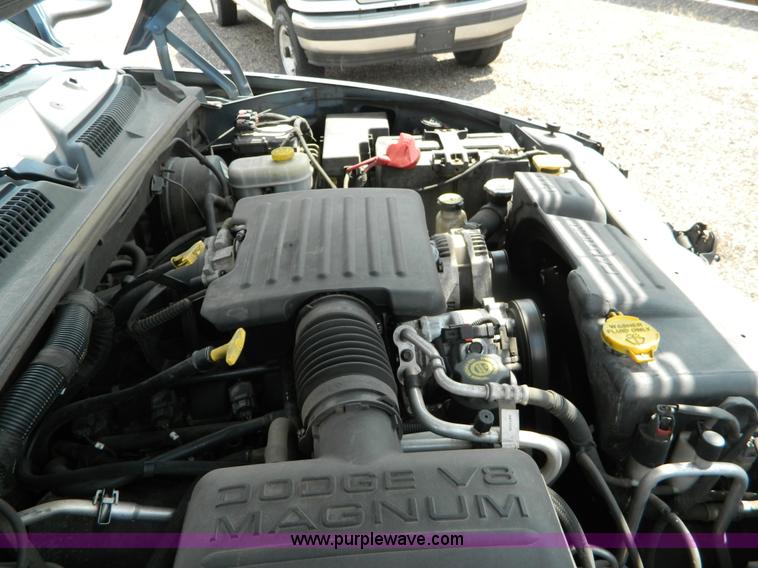 image for item B3850 2002 Dodge Durango SUV