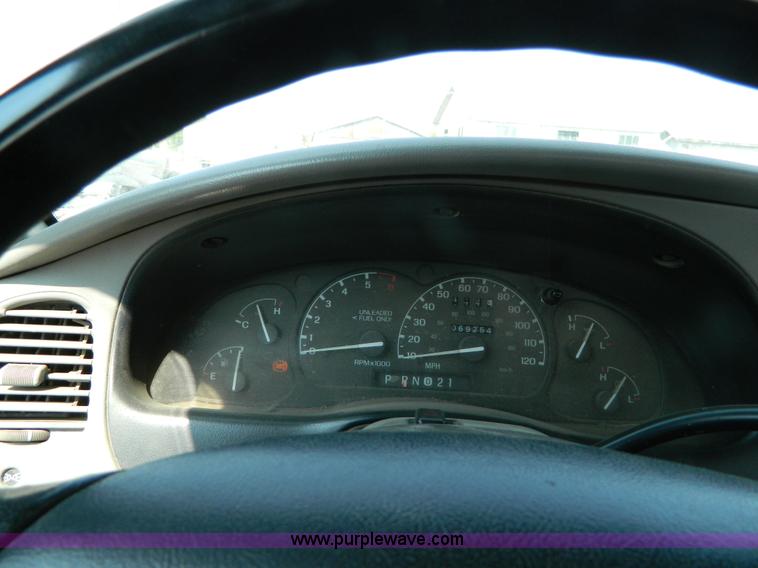 image for item B3854 1995 Ford Ranger SuperCab pickup truck