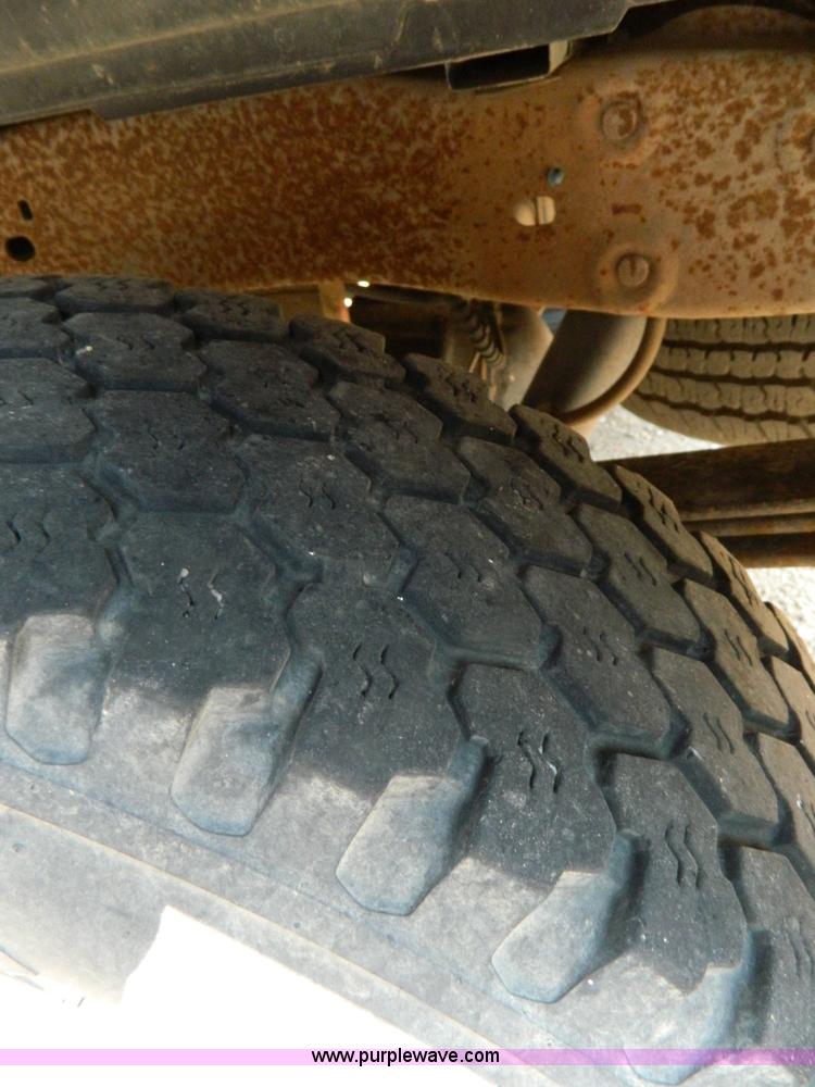 image for item B3854 1995 Ford Ranger SuperCab pickup truck