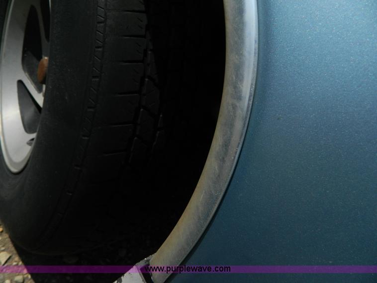 image for item B3855 1992 Chevrolet 1500 pickup truck