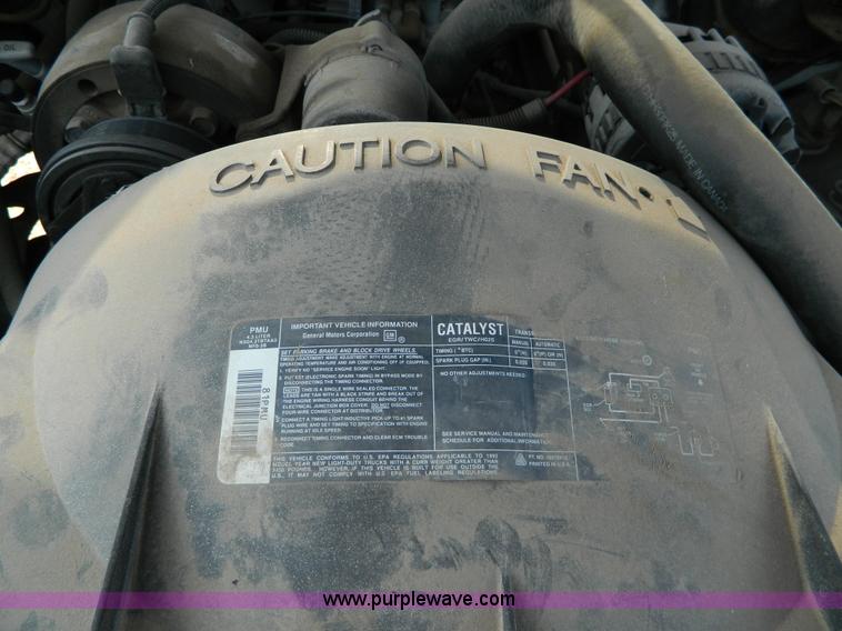 image for item B3855 1992 Chevrolet 1500 pickup truck