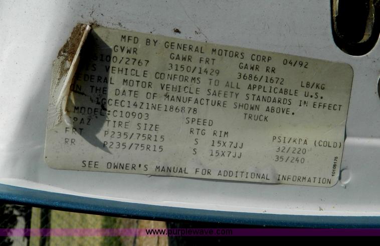 image for item B3855 1992 Chevrolet 1500 pickup truck