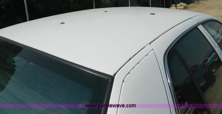 image for item B3858 2003 Ford Crown Victoria