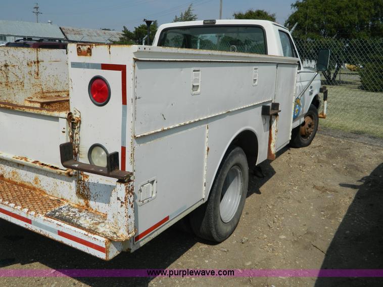 image for item B3859 1991 Ford F350 Custom utility pickup truck