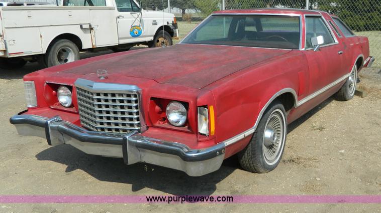 image for item B3861 1977 Ford Thunderbird