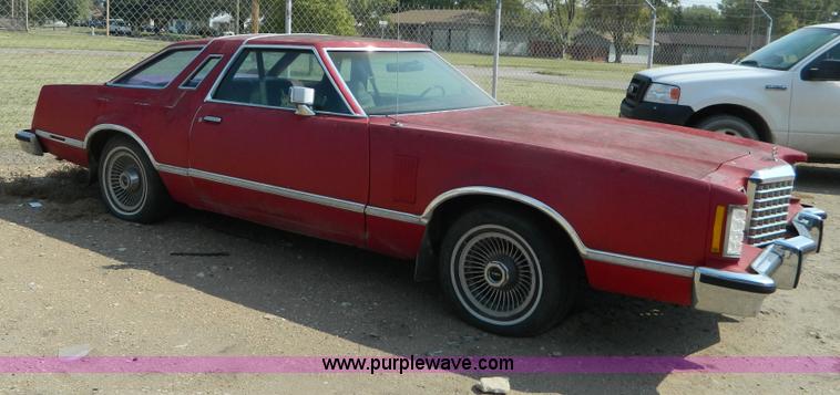 image for item B3861 1977 Ford Thunderbird