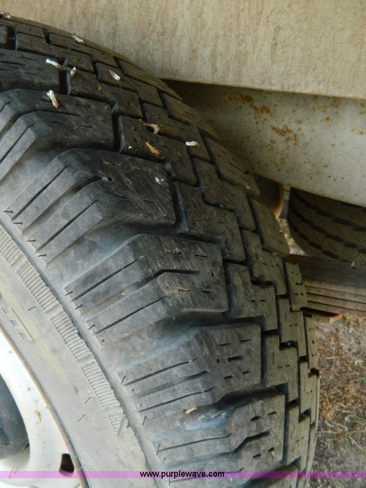 image for item B3862 2001 Dodge Ram B2500 cargo van