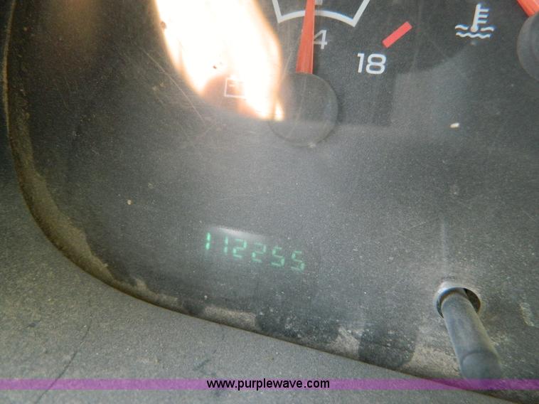 image for item B3862 2001 Dodge Ram B2500 cargo van