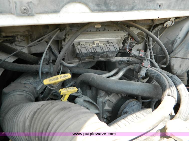 image for item B3862 2001 Dodge Ram B2500 cargo van