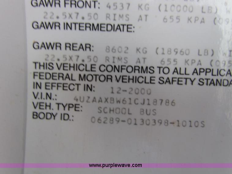 image for item B7405 2001 Freightliner FS65 Thomas school bus