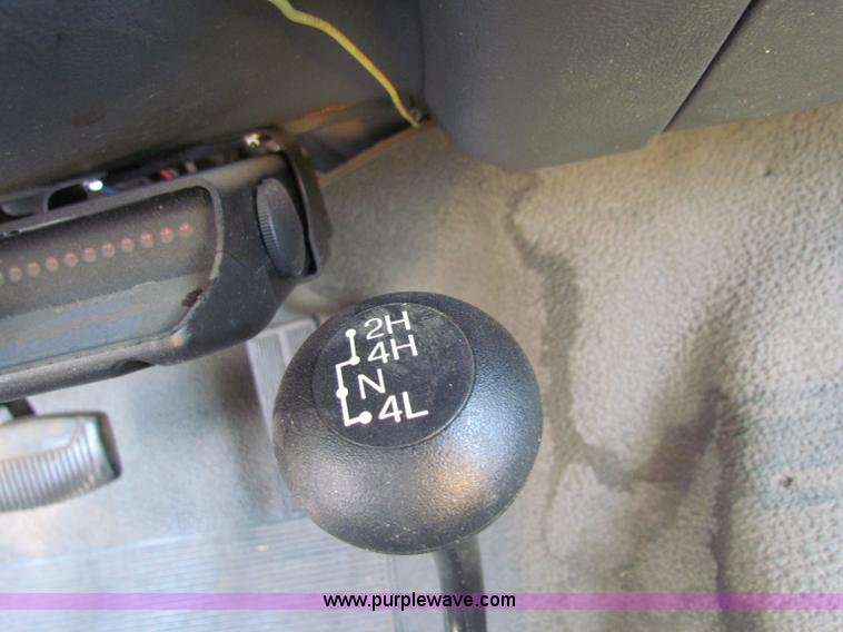 image for item B7407 1991 Ford F350 ambulance