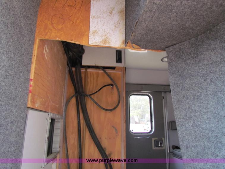 image for item B7407 1991 Ford F350 ambulance