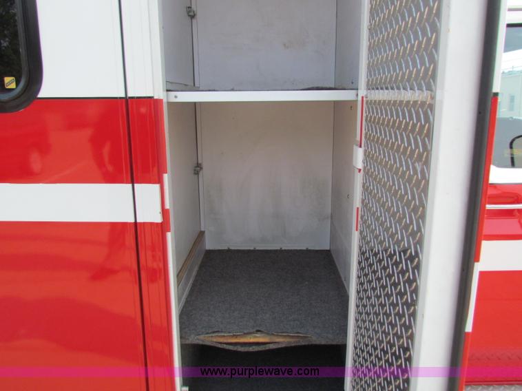 image for item B7407 1991 Ford F350 ambulance