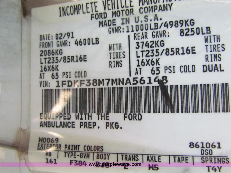 image for item B7407 1991 Ford F350 ambulance