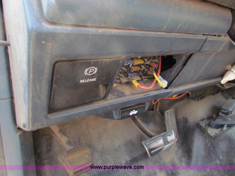 image for item B7408 1991 Chevrolet C1500 pickup truck