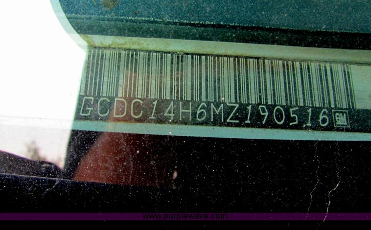 image for item B7408 1991 Chevrolet C1500 pickup truck