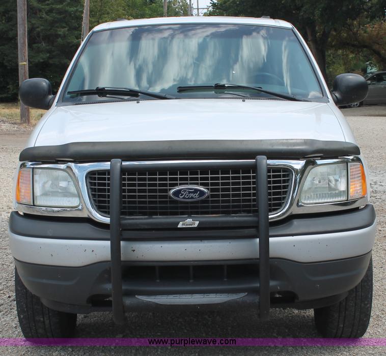 image for item C2705 2002 Ford Expedition XLT SUV