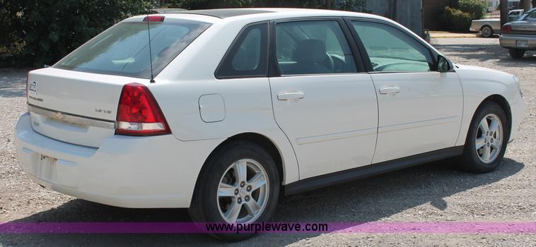 image for item C2707 2004 Chevrolet Malibu LS Maxx