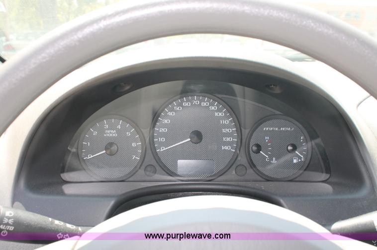 image for item C2707 2004 Chevrolet Malibu LS Maxx