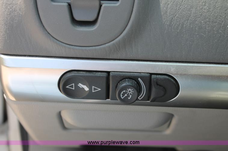 image for item C2707 2004 Chevrolet Malibu LS Maxx