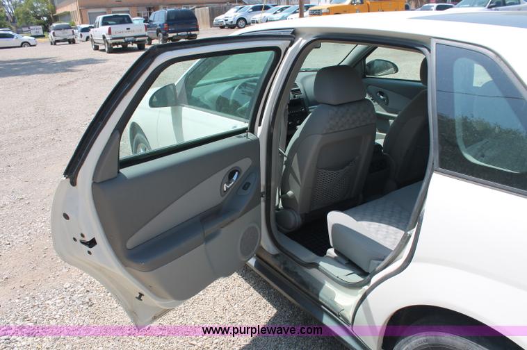 image for item C2707 2004 Chevrolet Malibu LS Maxx