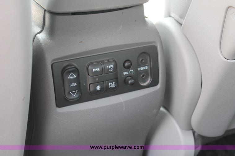 image for item C2707 2004 Chevrolet Malibu LS Maxx