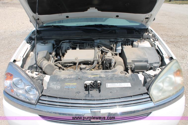 image for item C2707 2004 Chevrolet Malibu LS Maxx