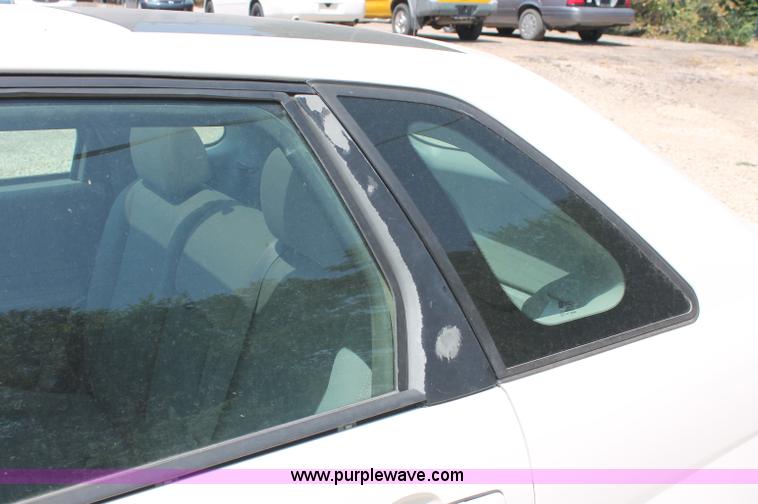 image for item C2707 2004 Chevrolet Malibu LS Maxx