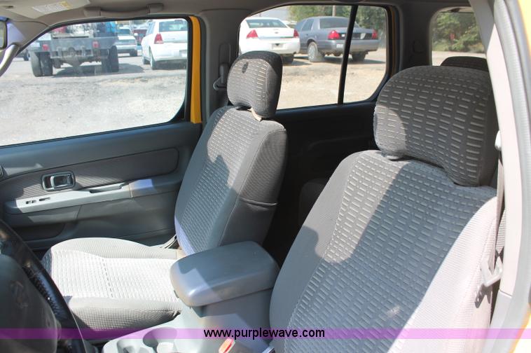 image for item C2710 2001 Nissan Xterra SUV