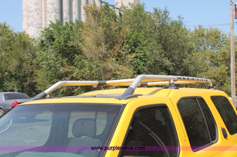 image for item C2710 2001 Nissan Xterra SUV