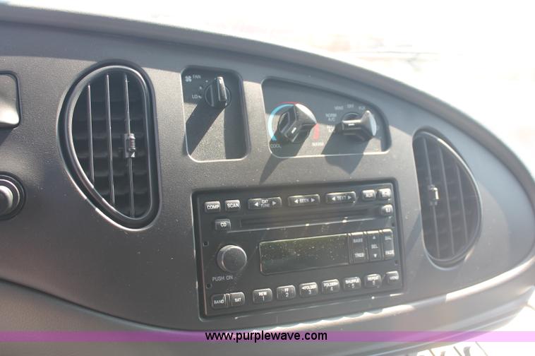 image for item C2711 2006 Ford Medtec E450 ambulance