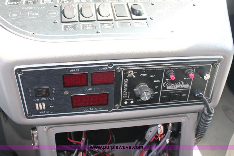 image for item C2711 2006 Ford Medtec E450 ambulance