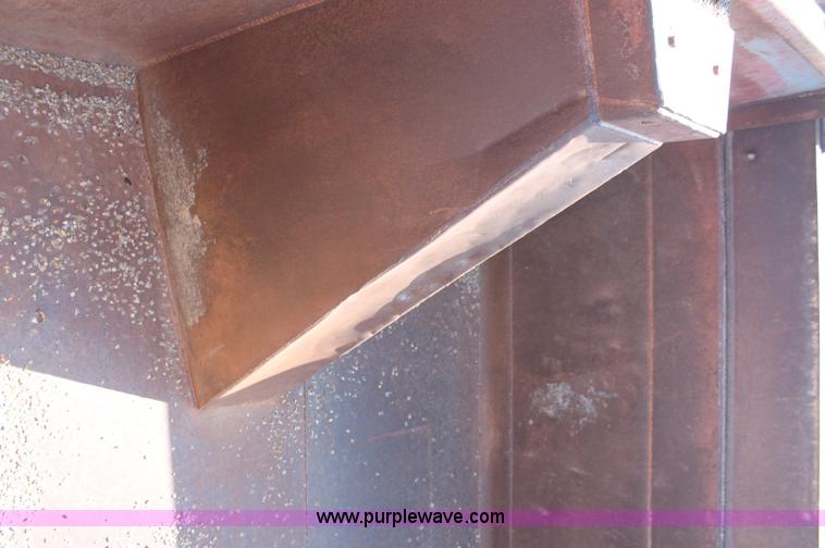 image for item C2714 1999 International 4900 dump truck