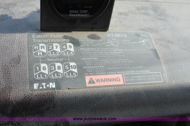 image for item C2715 1989 International S1900 dump truck