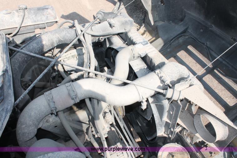 image for item C2715 1989 International S1900 dump truck