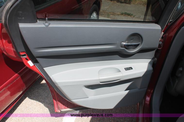 image for item C2758 2006 Dodge Magnum SXT