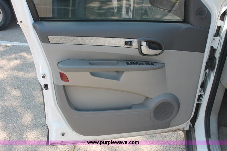 image for item C2760 2002 Buick Rendezvous CX SUV