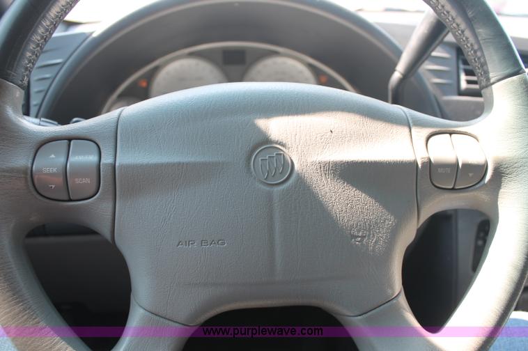 image for item C2760 2002 Buick Rendezvous CX SUV