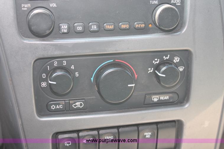 image for item C2760 2002 Buick Rendezvous CX SUV